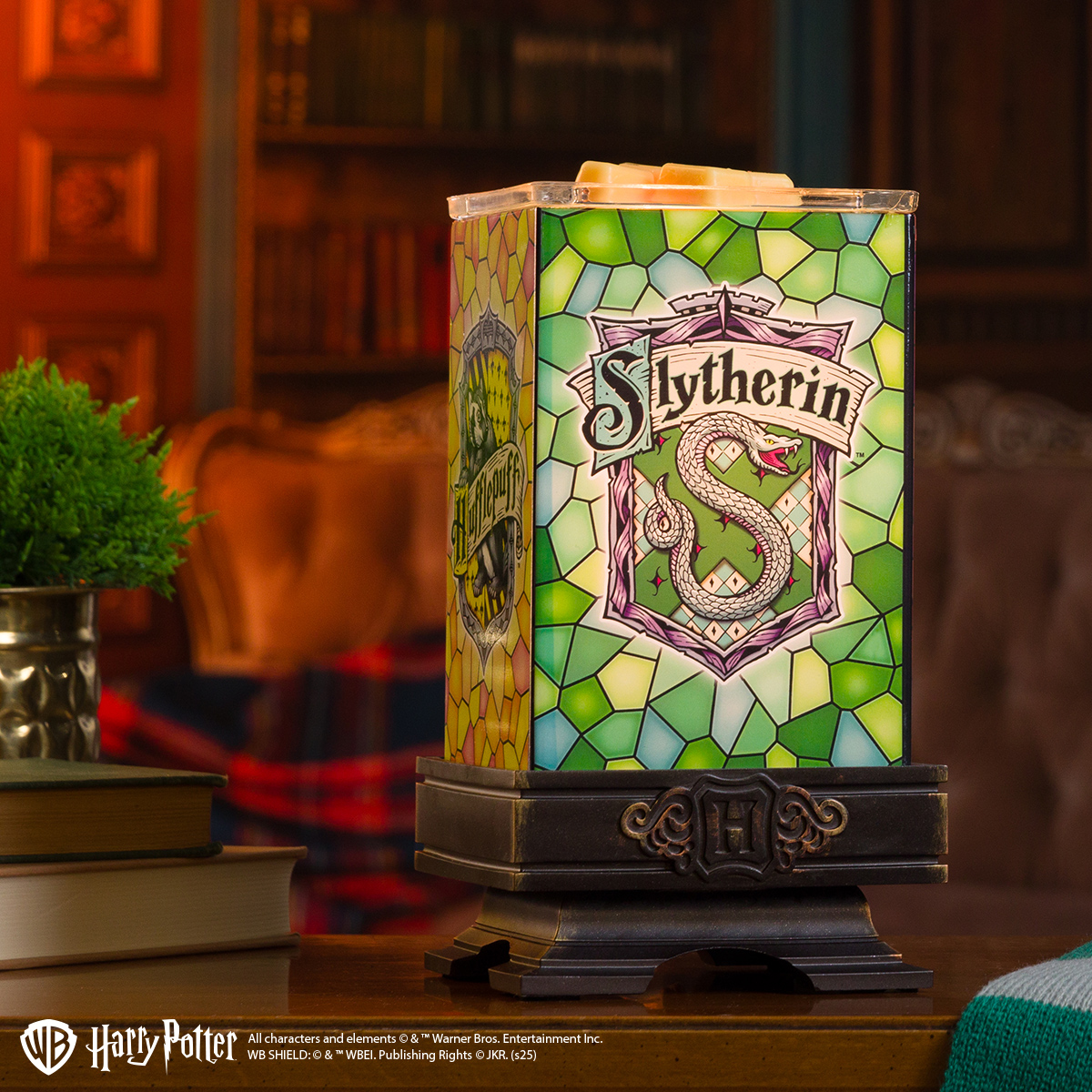 Harry Potter Gifts for Adults UK: Scentsy Wizarding World Home Fragrance 2026 Harry Potter House Pride Scentsy warmers UK 2025 - Gryffindor Slytherin Hufflepuff Ravenclaw electric wax warmers Harry Potter gifts for adults