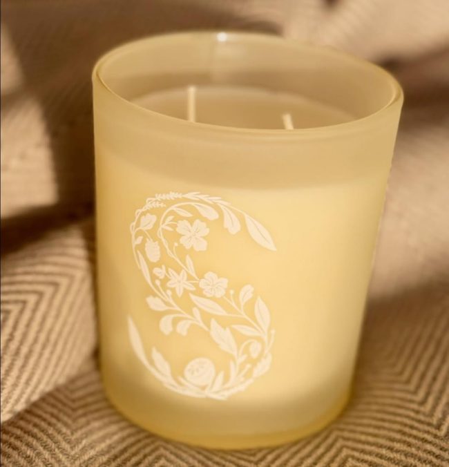 Why isn't Scentsy Candle Wax Coloured?