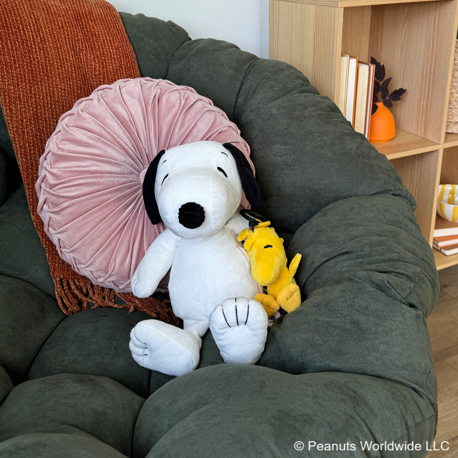 scentsy launches snoopy collection