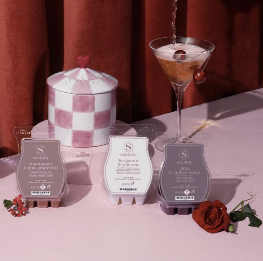 Scentsy 2026 Valentine Collection – Fall in Love with Fragrance & Décor 2026 Screenshot 2026 01 04 at 15.02.42 2026