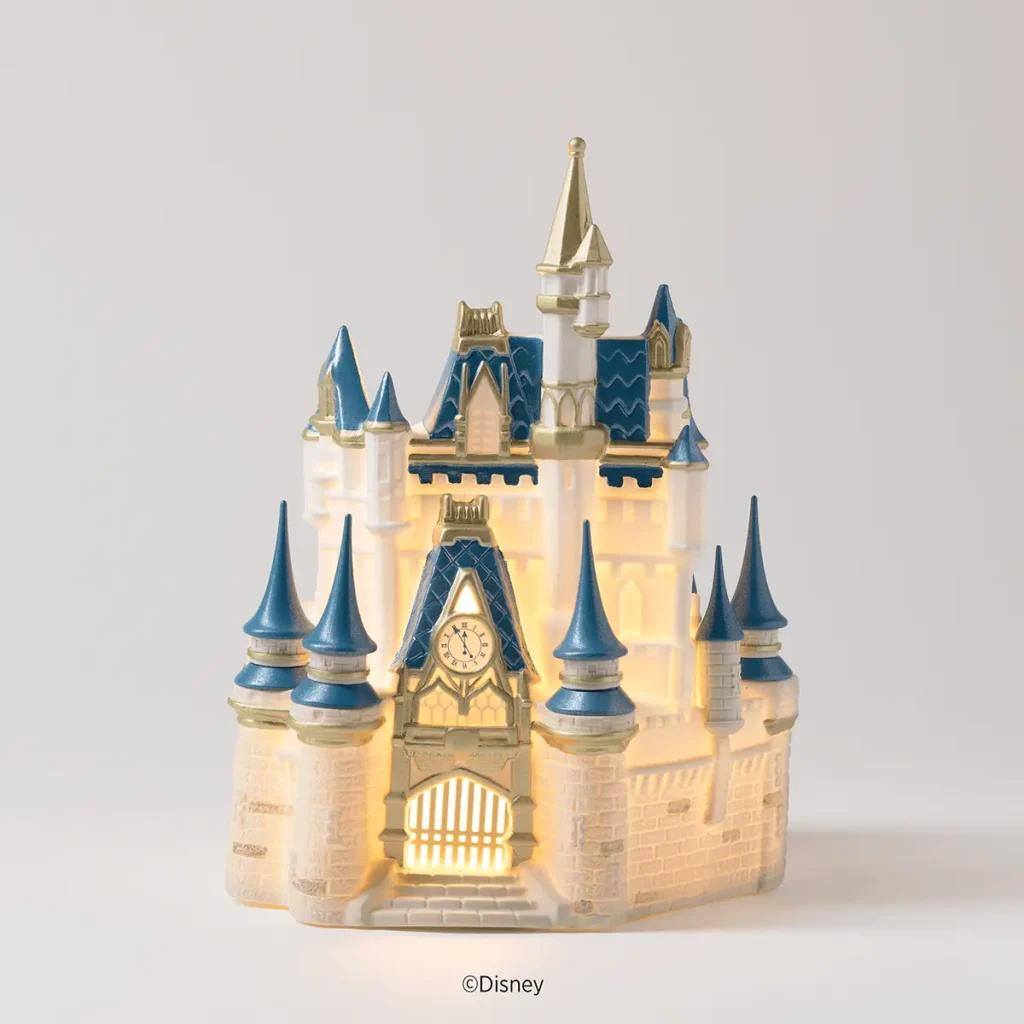 beautifully lit cinderella castle warmer from scentsy & Disney