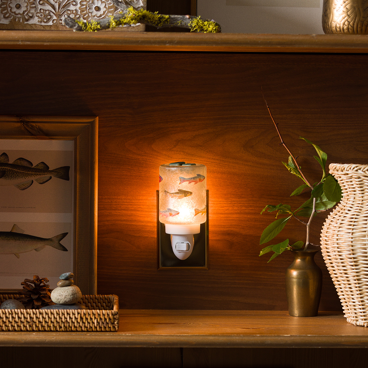 Cosy Cabin Scentsy Collection 2026 - New Cabin-Inspired Warmers & Wax Melts UK 2026 Silverfin Scentsy mini warmer Cosy Cabin collection 2026 UK tabletop and wall plug