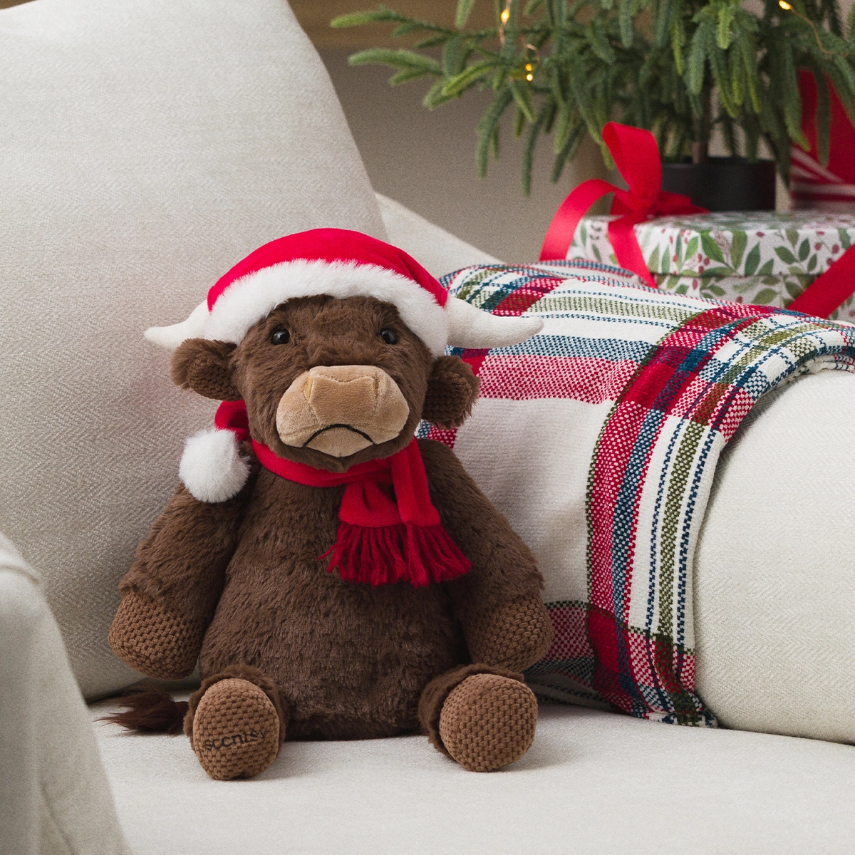 Jolly Ol' Saint Moo Scentsy Buddy 2026 Jolly Ol' Saint Moo Scentsy Buddy