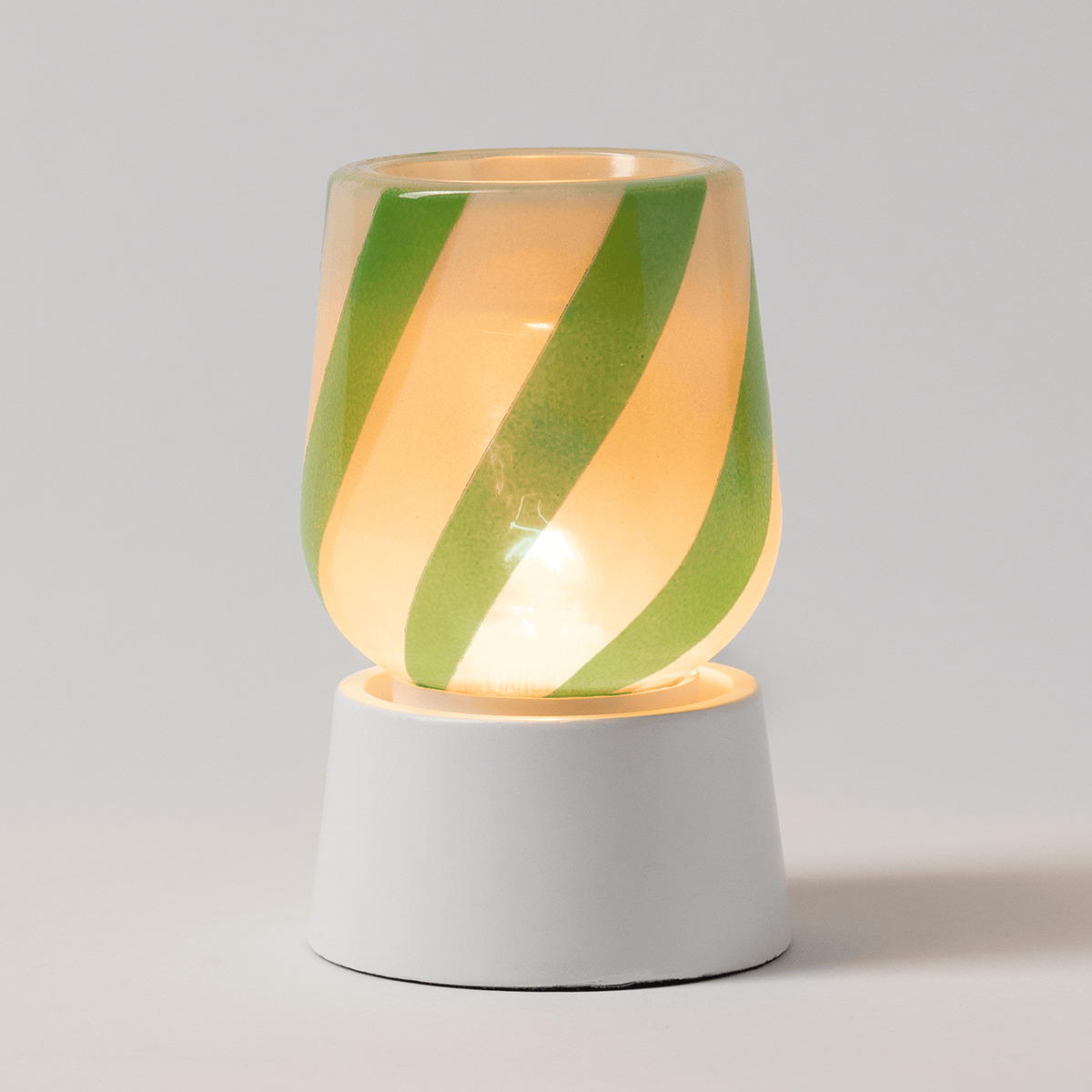 Polar Mint Scentsy Mini Warmer with Tabletop Base 2026 Polar Mint Scentsy Mini Warmer with Tabletop Base