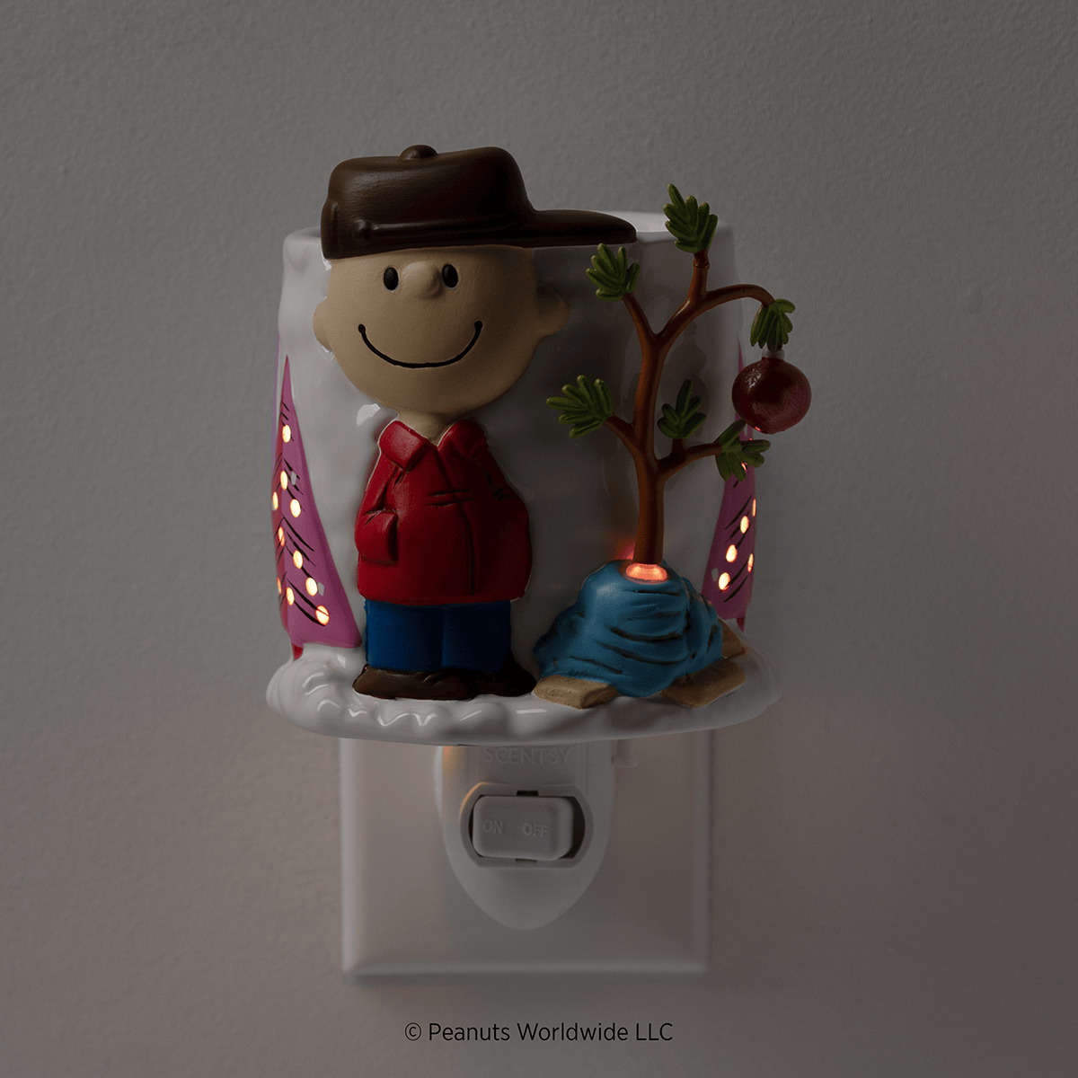 Peanuts Charlie Brown Christmas Scentsy mini warmer wall plug glowing when lit UK Europe 2026 new launch