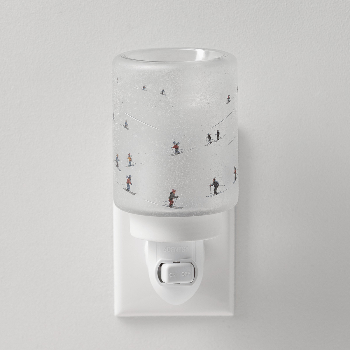 Powder Day Scentsy Mini Warmer with Wall Plug 2026 Powder Day Scentsy Mini Warmer with Wall Plug