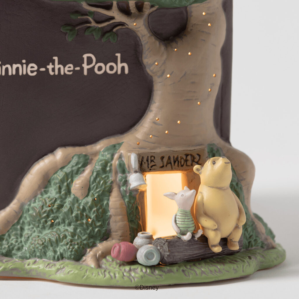 Winnie the Pooh Scentsy Collection: 100th Anniversary Launch 2026 Hand-painted detail on the Winnie the Pooh 100 Years of Friendship Scentsy Warmer